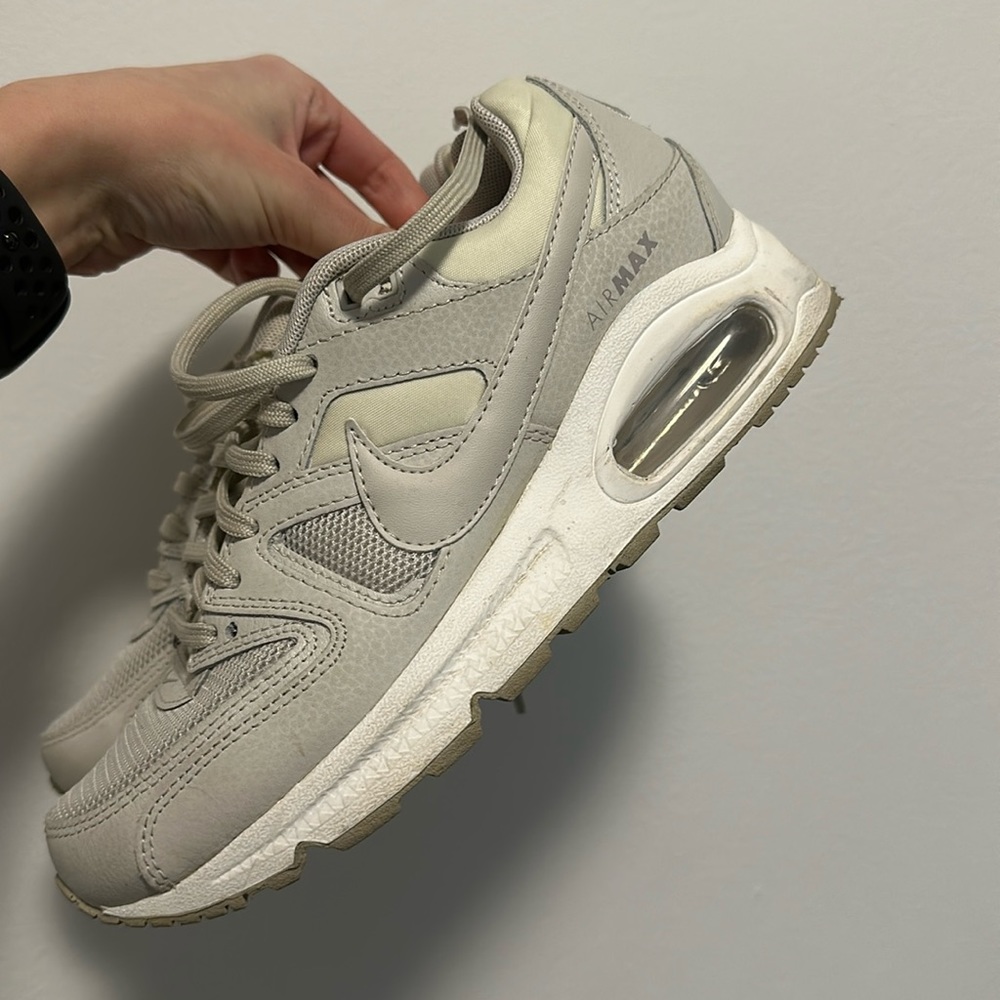Gray Nike Air (size 6.5)